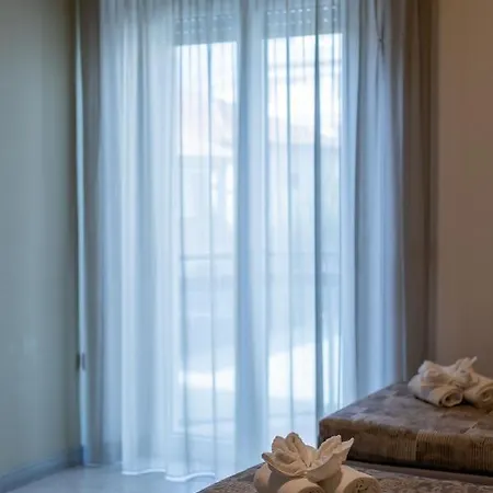 Continental Hotel 3*