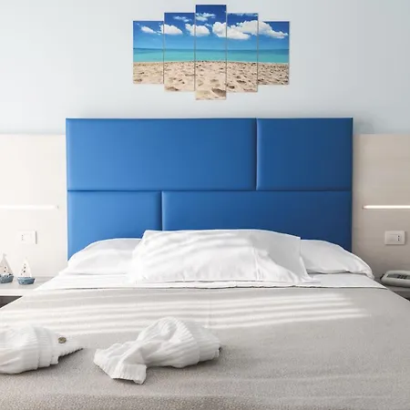 فندق Continental 3*