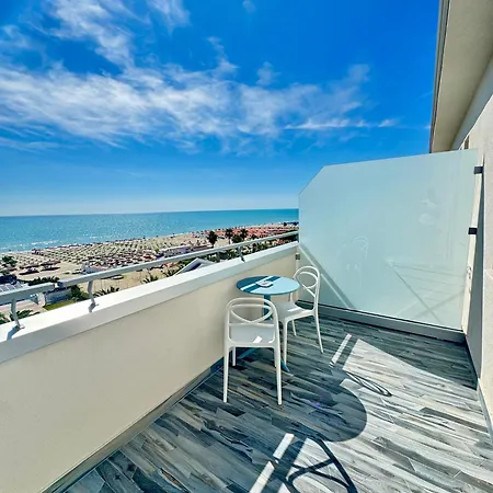 فندق Continental