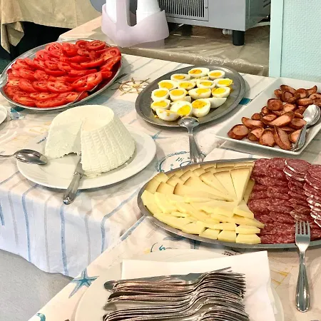 Continental Hotel 3*