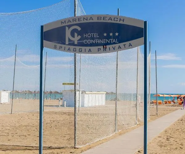 Continental Hotel 3*