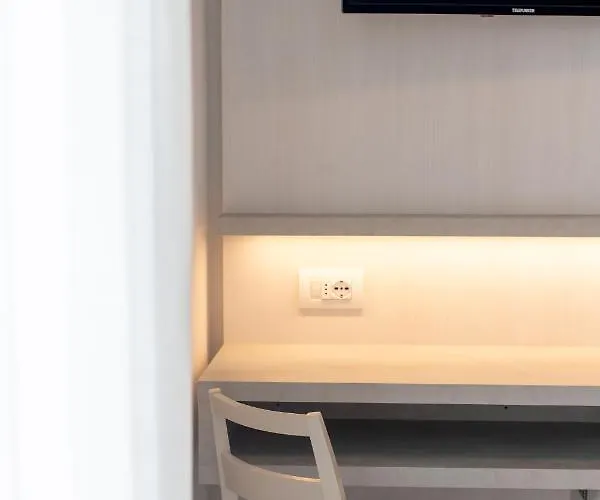 فندق Continental