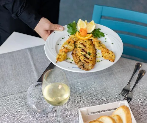 Continental فندق Tortoreto