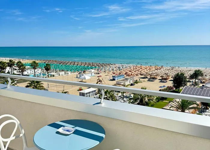 Continental Hotel 3*