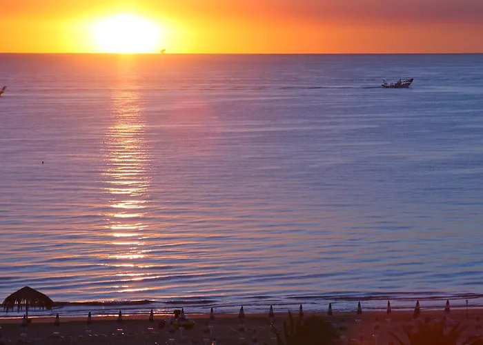 Continental فندق