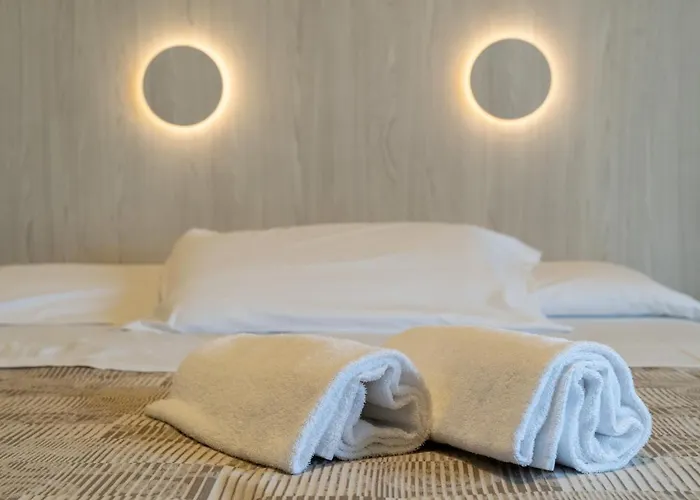 Continental فندق 3*